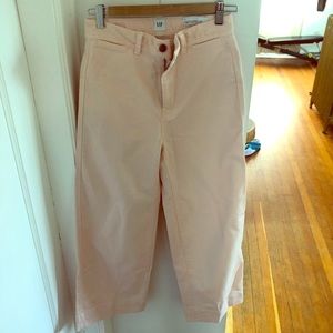 Gap pink high rise, wide leg crop pants size 2.